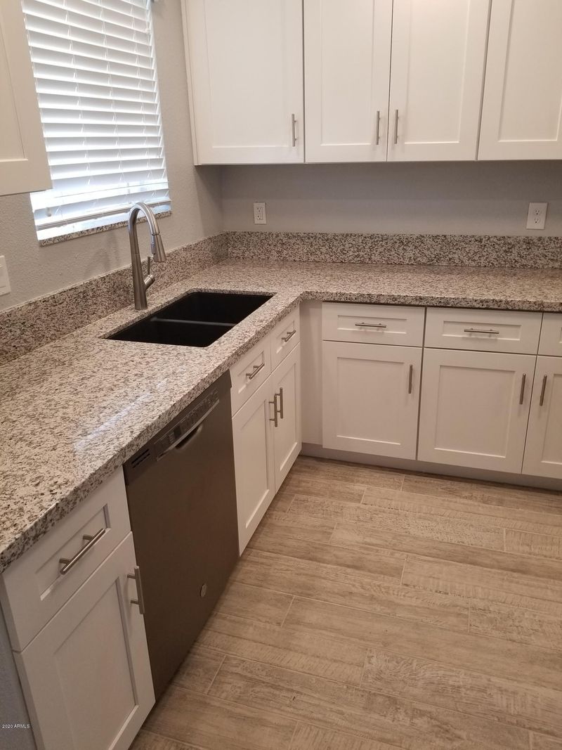 2133 W Glenn Dr, Phoenix, AZ 85021