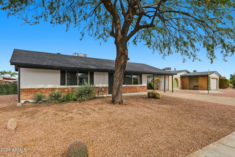 2134 E Beck Ln, Phoenix, AZ 85022