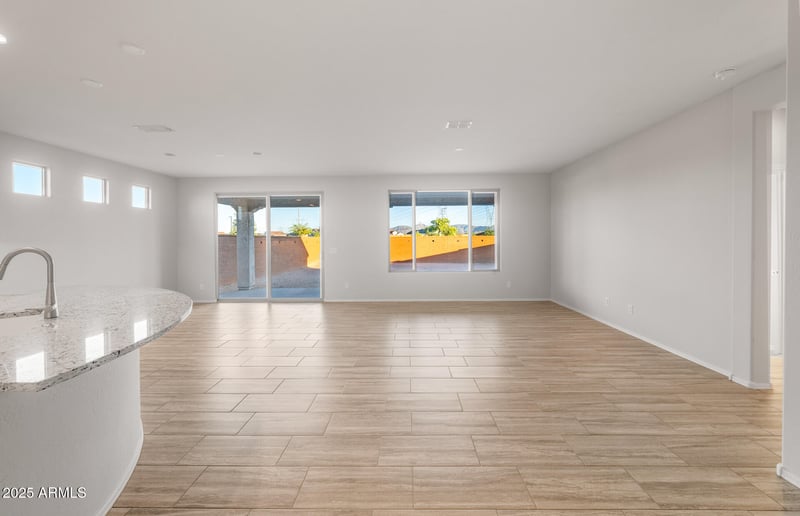 21343 272nd Ln, Buckeye, AZ 85396