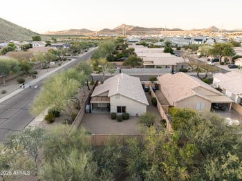 2135 Mariposa Grande St, Phoenix, AZ 85024