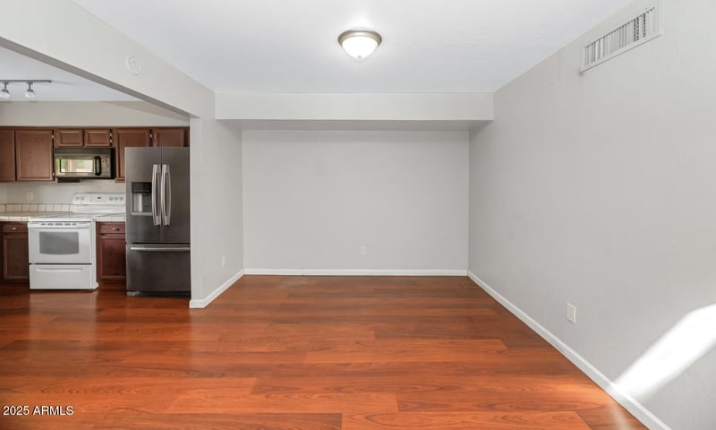 2135 Rosarita Dr, Tempe, AZ 85281