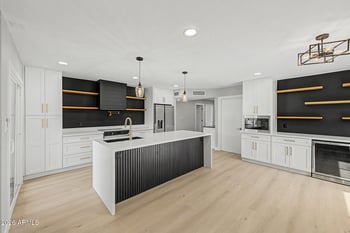 2136 E Colgate Dr, Tempe, AZ 85283