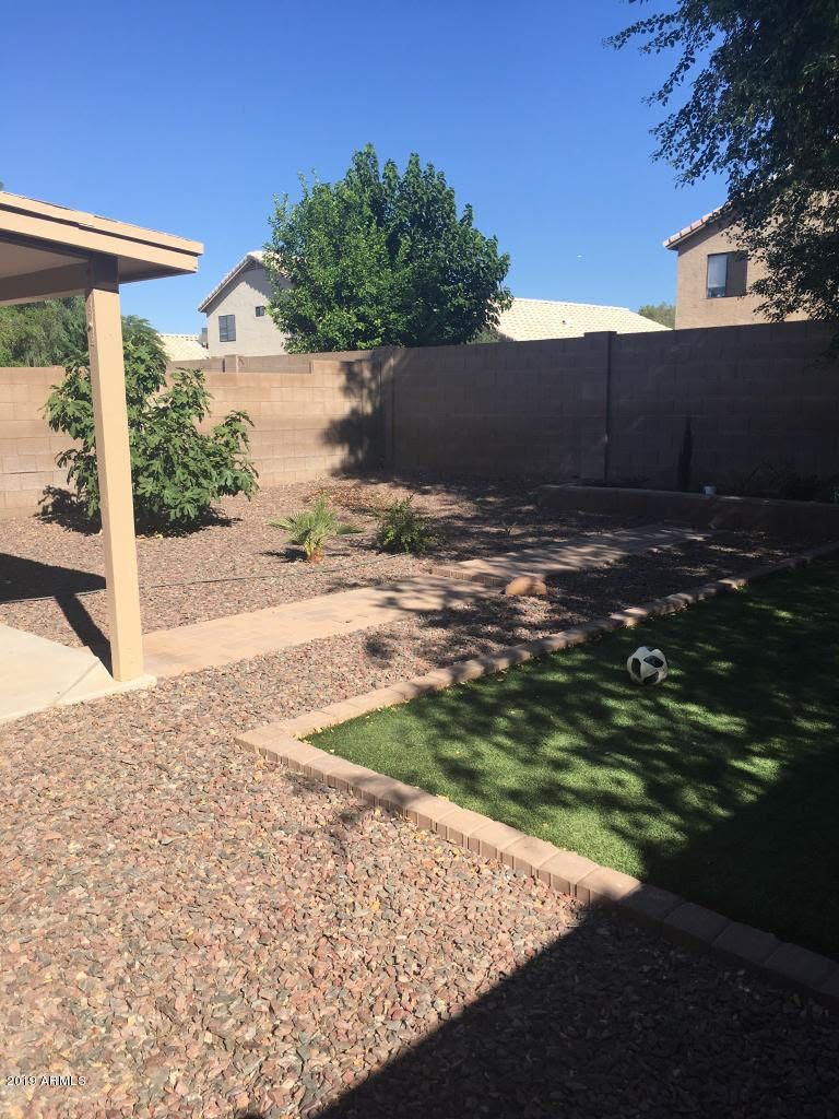 2136 E Donald Dr, Phoenix, AZ 85024