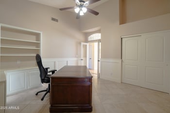 2136 Freeport Ln, Gilbert, AZ 85234