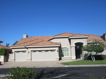 2136 Freeport Ln, Gilbert, AZ 85234