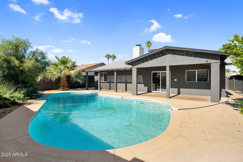 2137 Cornell Dr, Tempe, AZ 85283