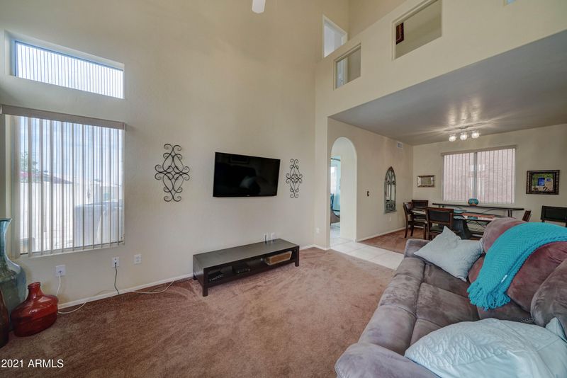 2137 E Briarwood Ter, Phoenix, AZ 85048