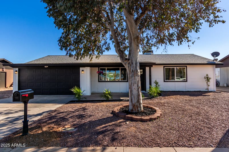 2137 Inverness Ave, Mesa, AZ 85204