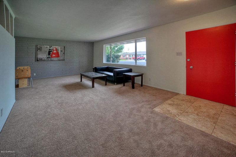 2137 W Keim Dr, Phoenix, AZ 85015