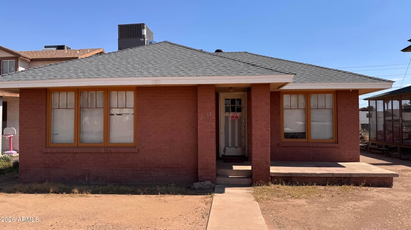 2137 W Washington St, Phoenix, AZ 85009