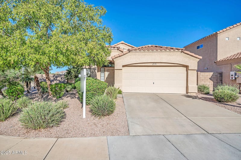 2138 Carol Ann Way, Phoenix, AZ 85023