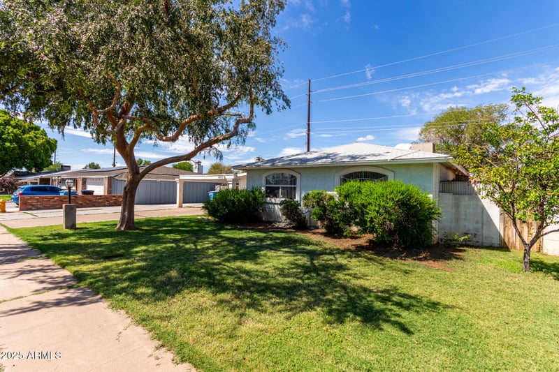 2138 Keim Dr, Phoenix, AZ 85015