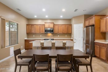 2138 Marconi Ave, Phoenix, AZ 85023