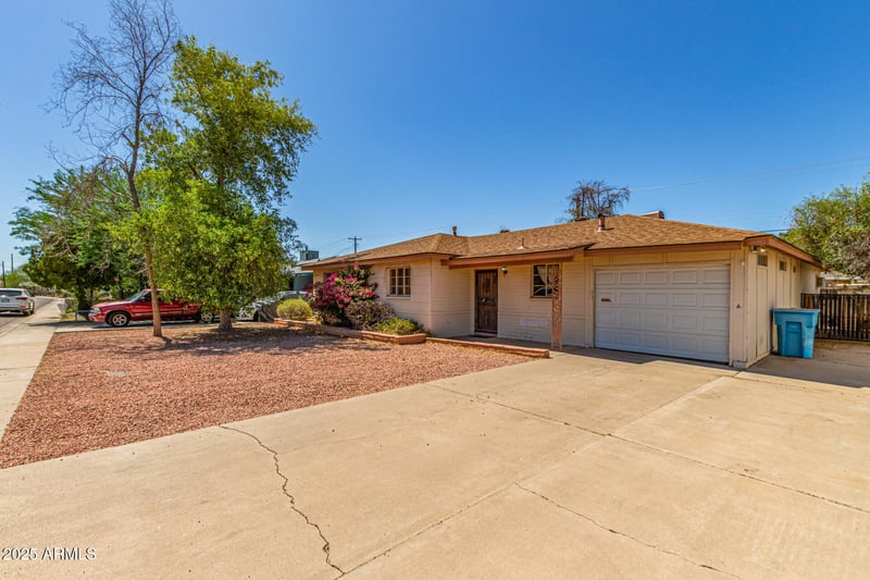 2138 Northview Ave, Phoenix, AZ 85021