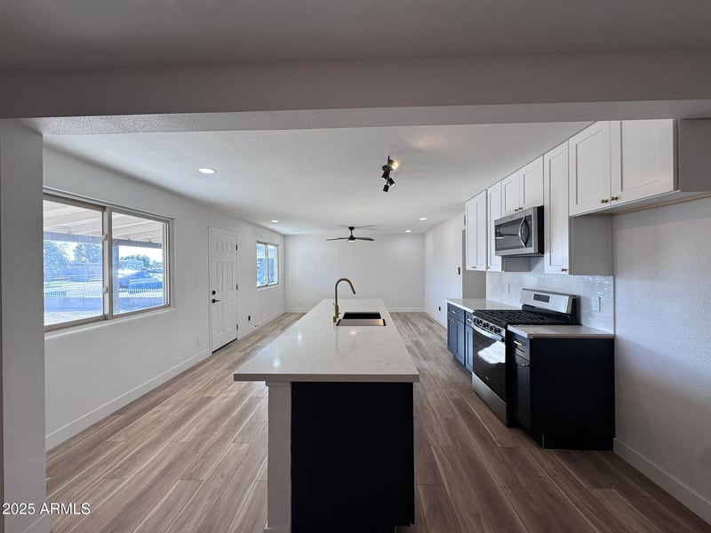 2138 Sunnyside Ave, Phoenix, AZ 85029