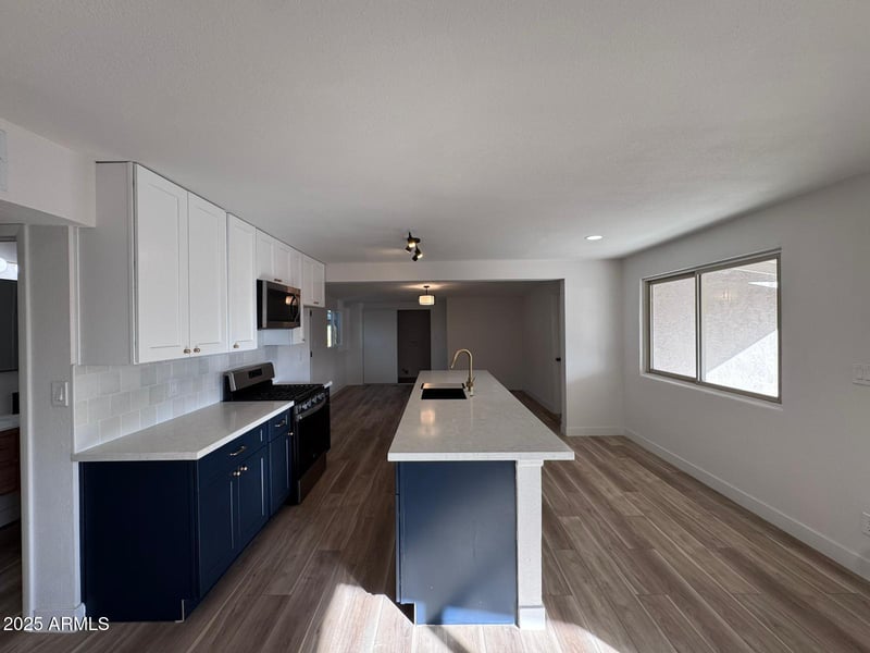 2138 Sunnyside Ave, Phoenix, AZ 85029