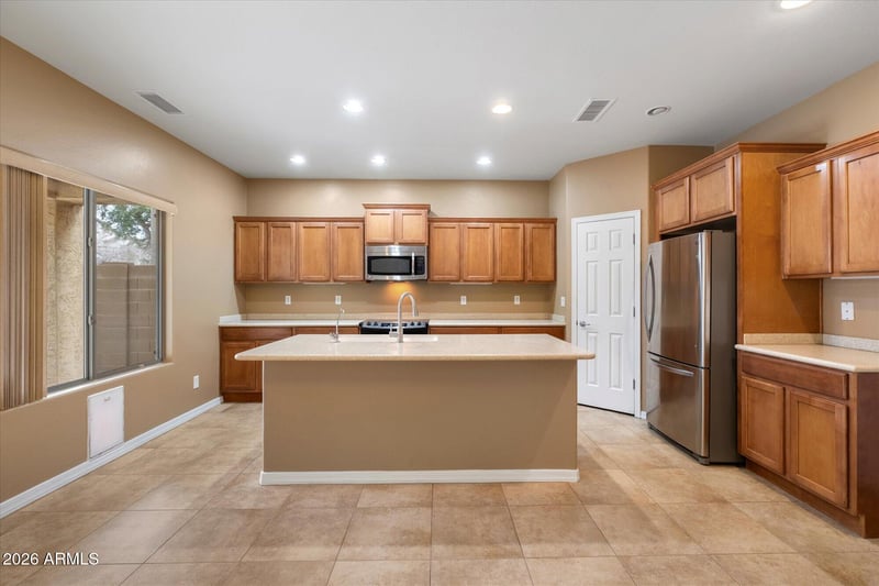 2138 Marconi Ave, Phoenix, AZ 85023