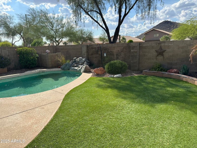 2138 Williams Dr, Phoenix, AZ 85024