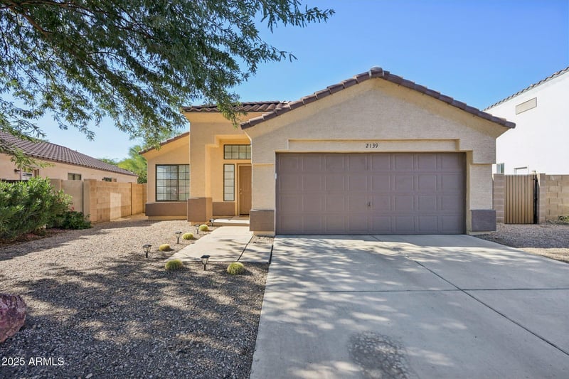 2139 Tracy Ln, Phoenix, AZ 85023