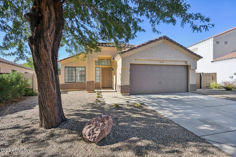 2139 Tracy Ln, Phoenix, AZ 85023