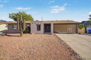 2139 Eugie Ave, Phoenix, AZ 85029