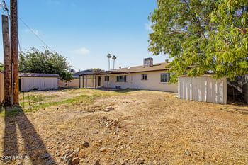 2139 Eugie Ave, Phoenix, AZ 85029