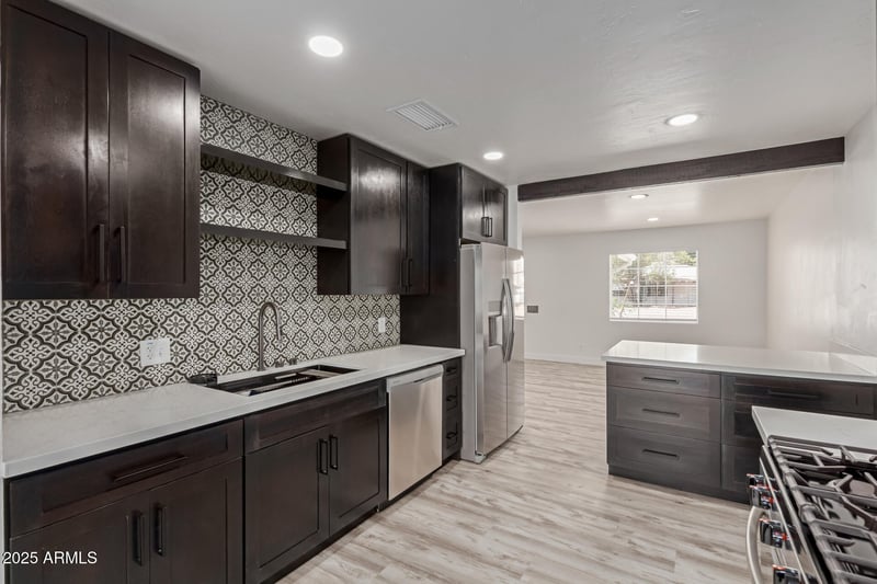 2139 Whitton Ave, Phoenix, AZ 85015