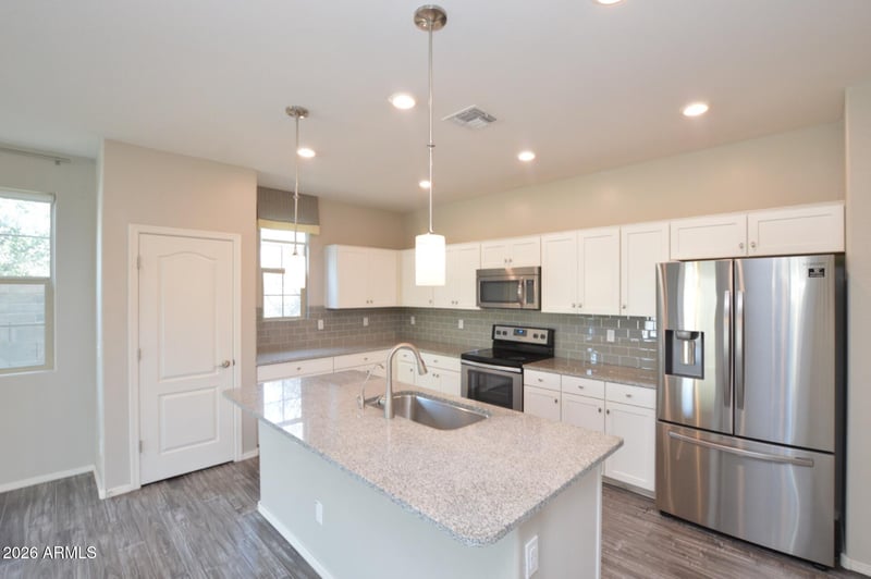 214 Bluejay Dr, Chandler, AZ 85286