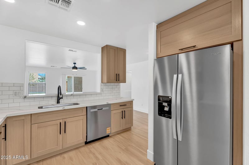 2140 Agrarian Hills Dr, San Tan Valley, AZ 85144