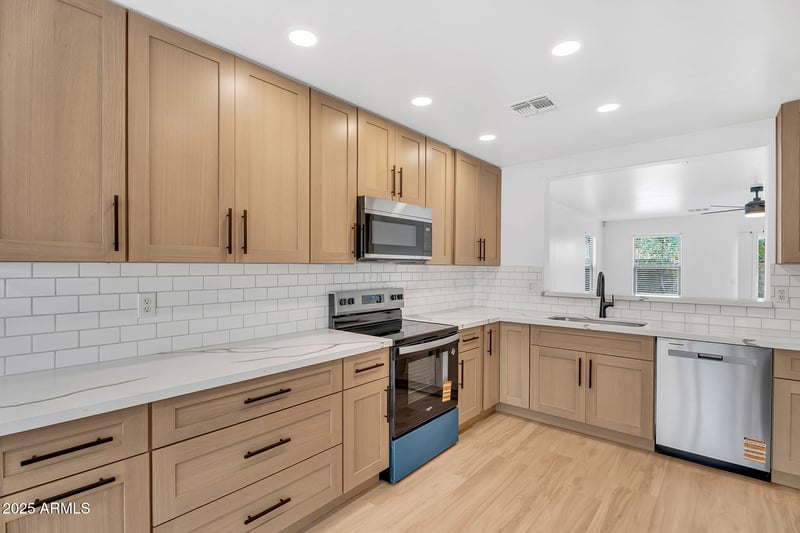 2140 Agrarian Hills Dr, San Tan Valley, AZ 85144