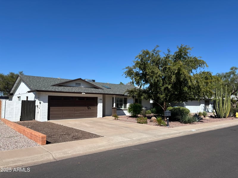 2140 Apollo Ave, Tempe, AZ 85283
