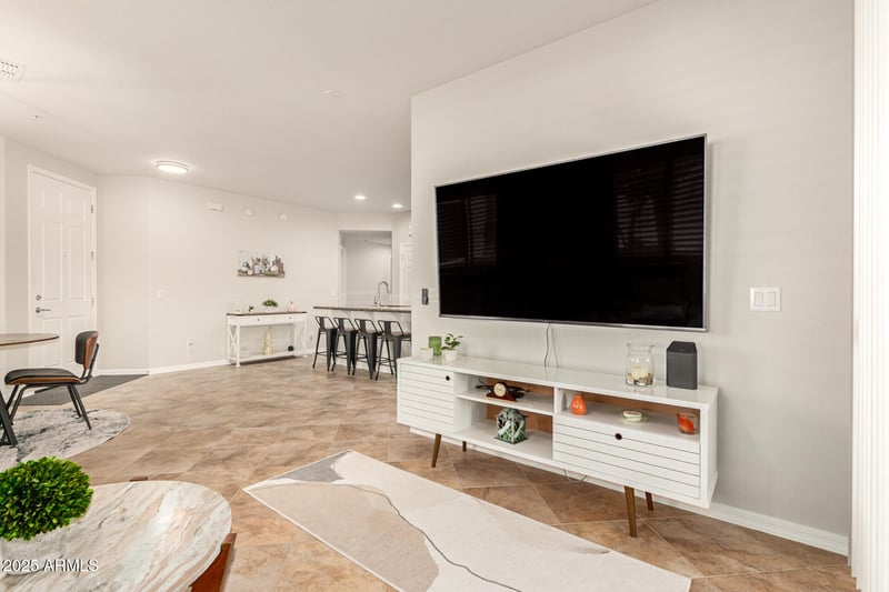 2140 Tallgrass Trl #109, Phoenix, AZ 85085