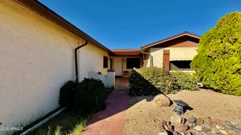 2140 Utopia Rd, Phoenix, AZ 85027