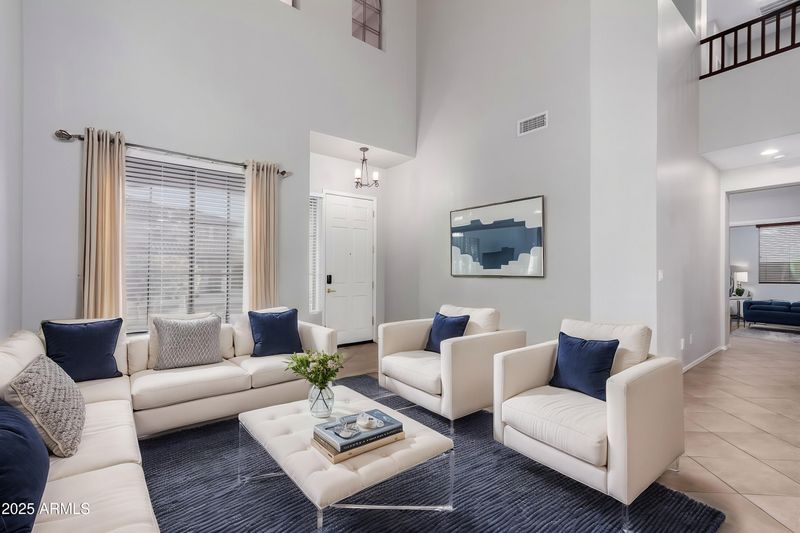 2140 W Clearview Trl, Anthem, AZ 85086