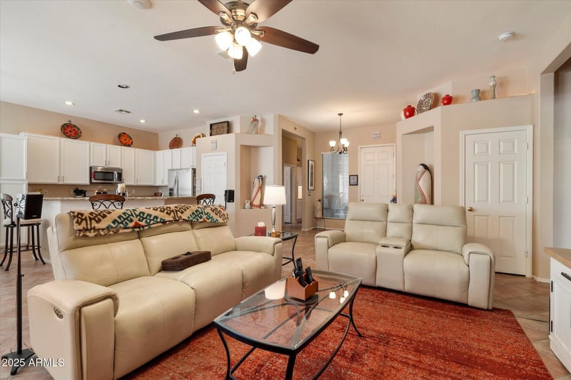21400 90th Ln, Peoria, AZ 85382