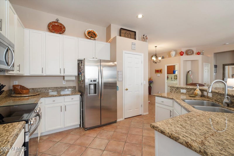 21400 90th Ln, Peoria, AZ 85382