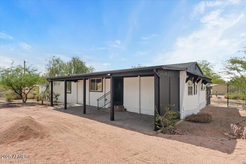 2141 Broadway Ave, Apache Junction, AZ 85119