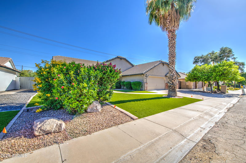 2141 Marquette Dr, Gilbert, AZ 85234