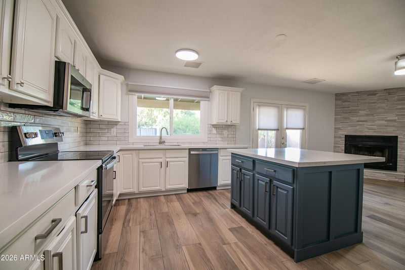 2141 E Oxford Dr, Tempe, AZ 85283