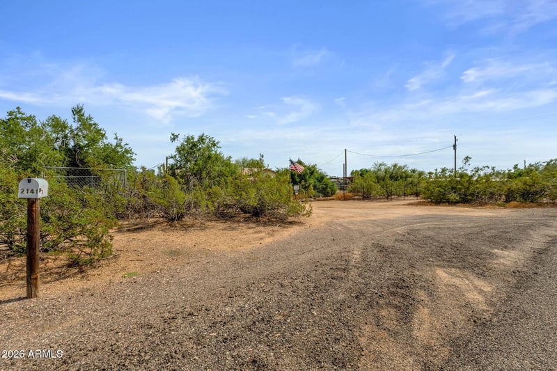 2141 N Plaza Dr, Apache Junction, AZ 85120