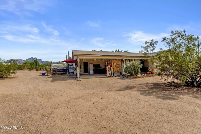 2141 N Plaza Dr, Apache Junction, AZ 85120