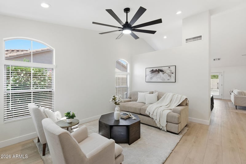 2141 S Navajo Way, Chandler, AZ 85286