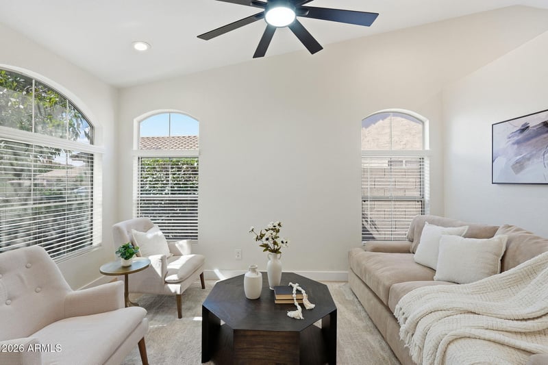 2141 S Navajo Way, Chandler, AZ 85286