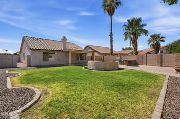 2141 Navajo Way, Chandler, AZ 85286