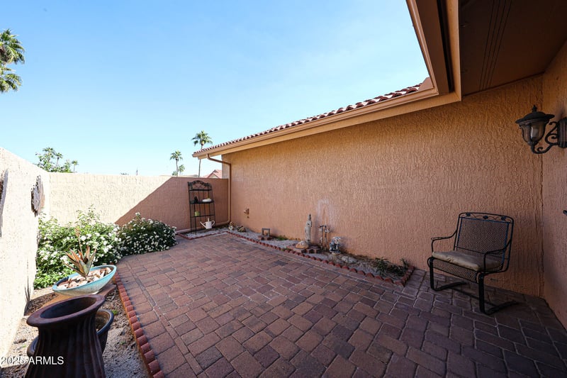 21410 124th Ave, Sun City West, AZ 85375