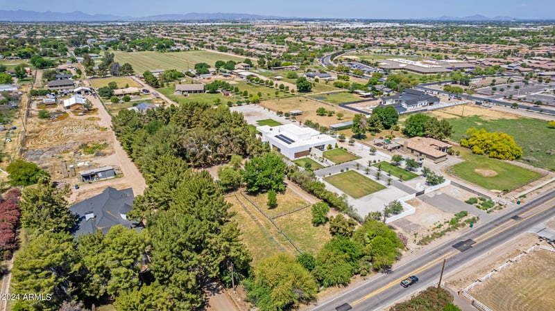 21410 Lindsay Rd, Chandler, AZ 85286