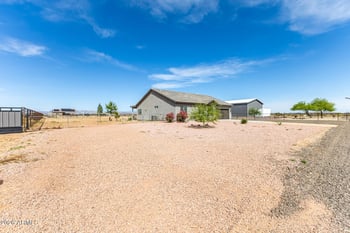 21412 Mellow St, Wittmann, AZ 85361