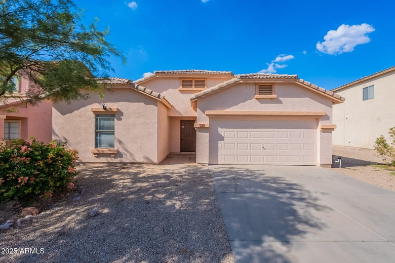 2142 Friesian Dr, San Tan Valley, AZ 85140