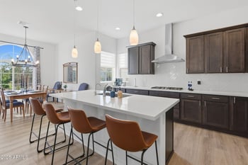 2142 Hide Trl, Phoenix, AZ 85085