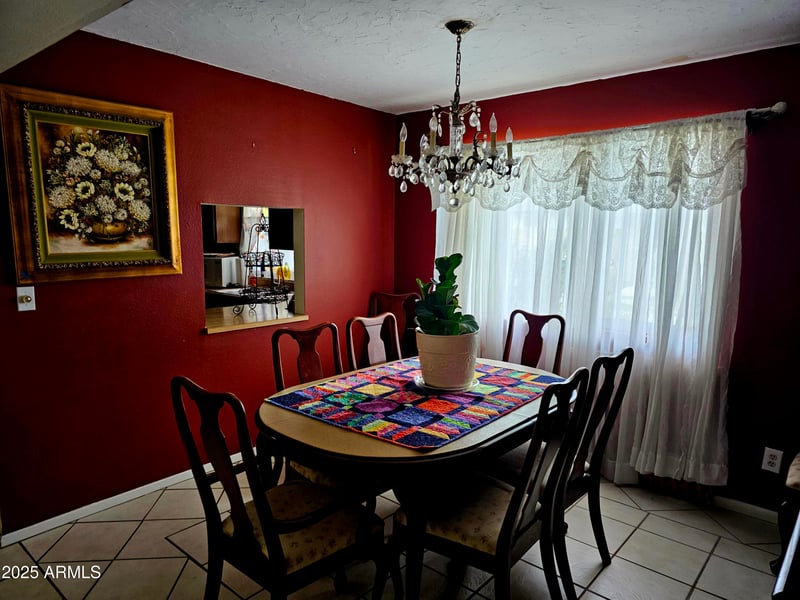 2142 Kerry Ln, Phoenix, AZ 85027